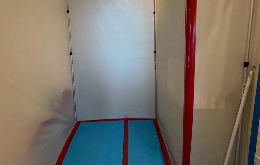 Kitchen & Dining Containment and Air Cleaning in Holmdel, NJ, photo 1